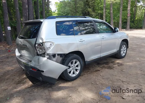2013 Toyota Highlander Se V6 from USA, damaged, VIN 5TDBK3EH6DS256875